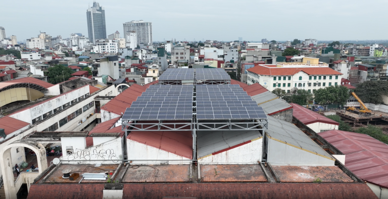 Dự án Điện mặt trời áp mái Chợ Đồng Xuân – Biểu tượng cho chất lượng và tin cậy!